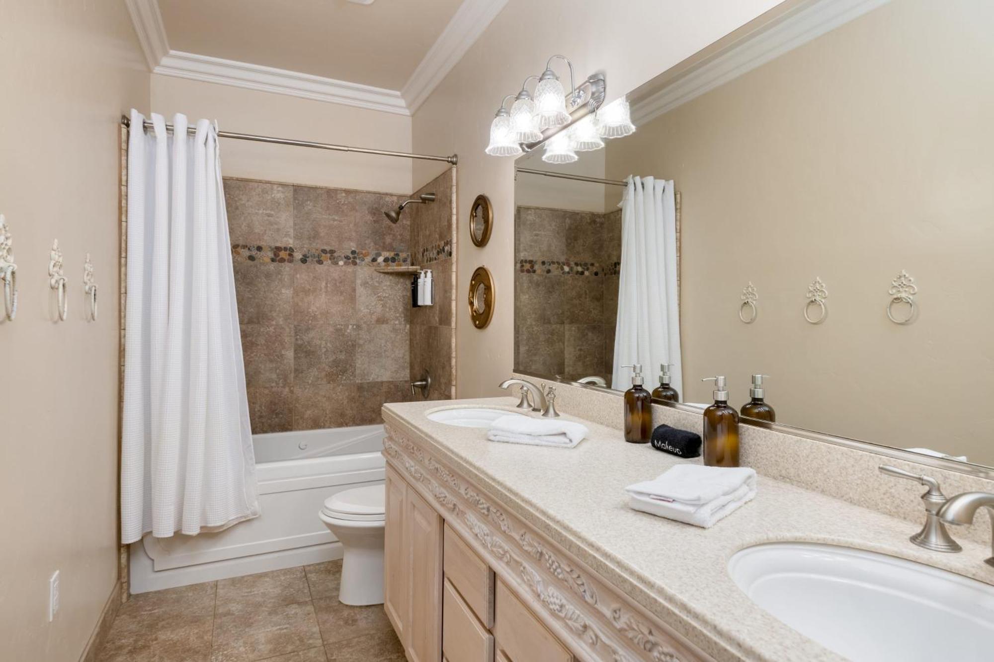 Grand Contento By Avantstay Extraordinary Estate W Pool Hot Tub Movie Room Temecula Kültér fotó